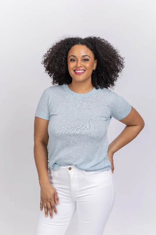 Nic+Zoe Crew Neck Short Sleeve Sweater Tee Mist Front Pockets Side Pockets Patch Pockets