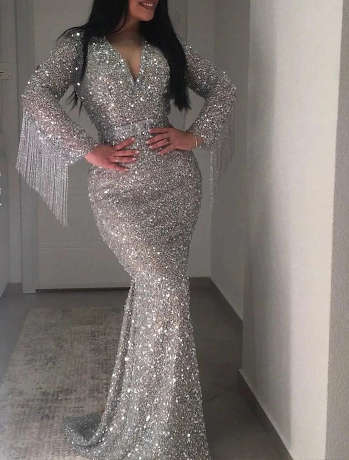 Mermaid / Trumpet Evening Gown Sparkle & Shine Dress Formal Wedding Sweep / Brush Train Long Sleeve V Neck Sequined with Fringe Tassel Halter Neckline Beach Mermaid / Trumpet Evening Gown Sparkle & Shine Dress Formal Wedding Sweep / Brush Train Long Sleeve V Neck Sequined with Fringe Tassel Halter Neckline Beach