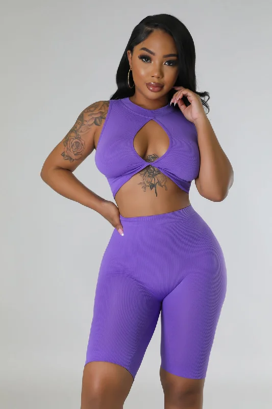 ST2357P-Seamless Front Twist Crop Top & Shorts(2PCS) Elasticated Padded Insulated