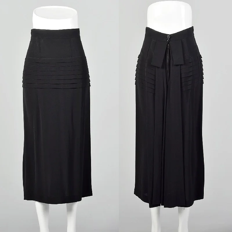 Medium 1940s Black Skirt Pleated Rayon Crepe casual skirt length