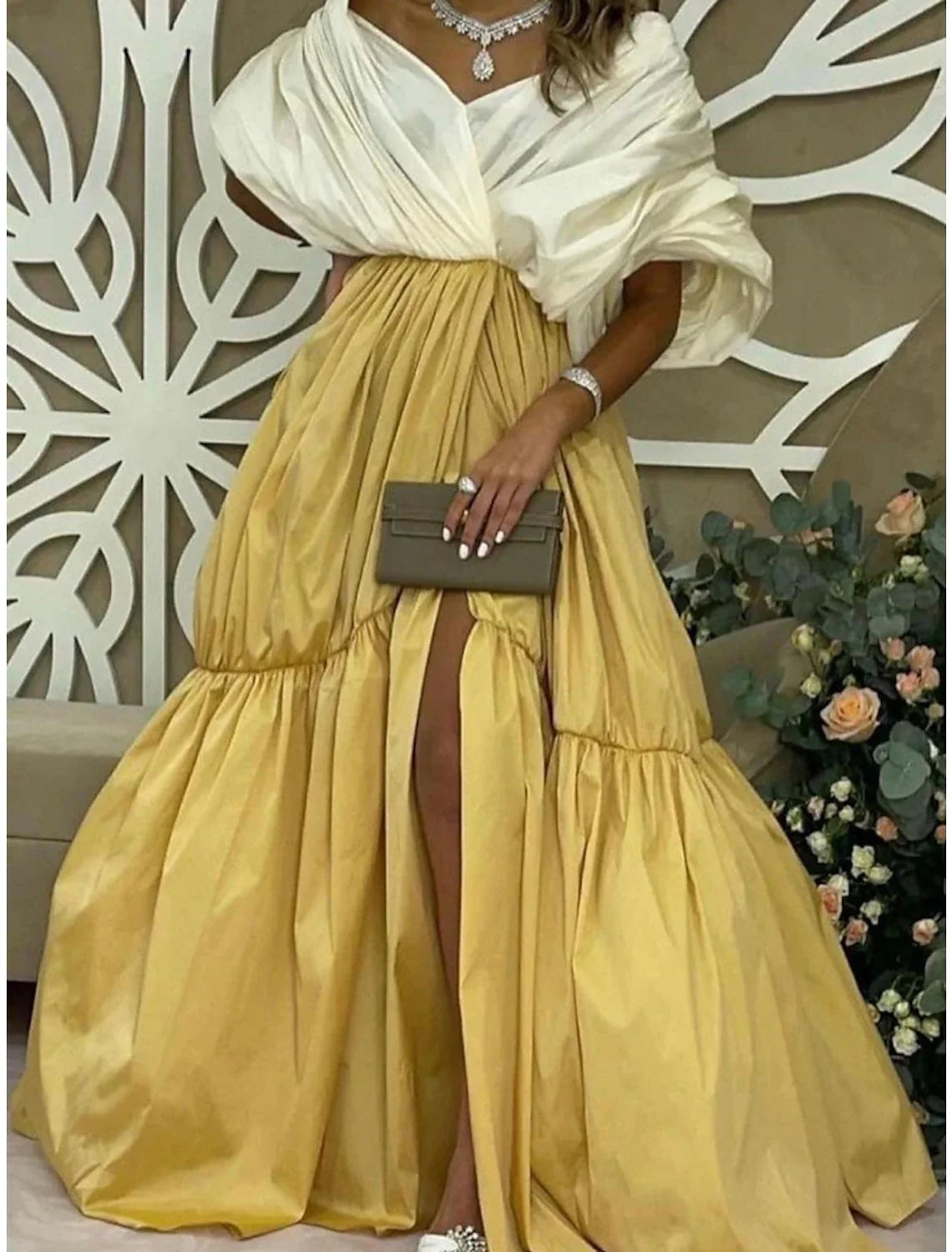 A-Line Evening Gown Elegant Dress Formal Sweep / Brush Train Formal Red Green Dress Half Sleeve Off Shoulder Satin with Pleats Slit Tunics Fleece cozy A-Line Evening Gown Elegant Dress Formal Sweep / Brush Train Formal Red Green Dress Half Sleeve Off Shoulder Satin with Pleats Slit Tunics Fleece cozy