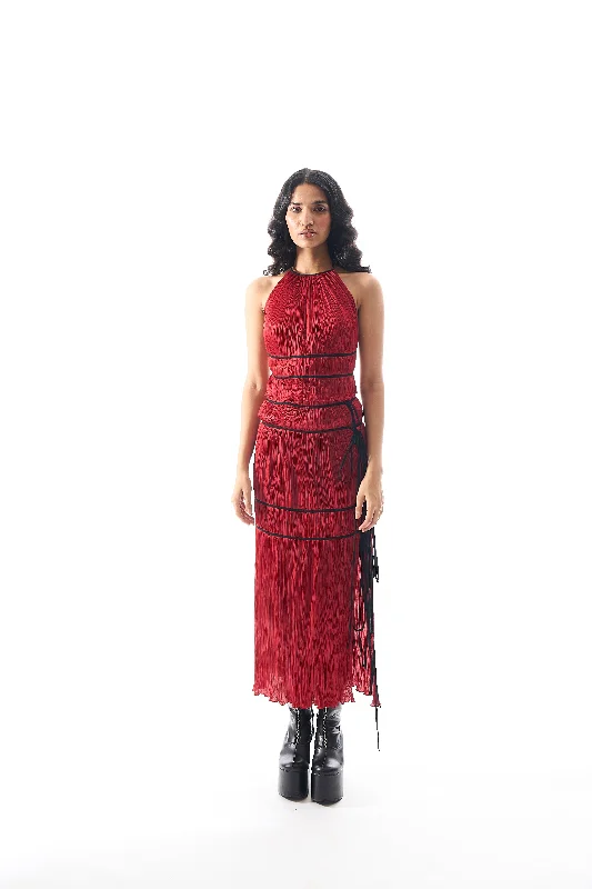 Amour Skirt in Ruby button skirt front