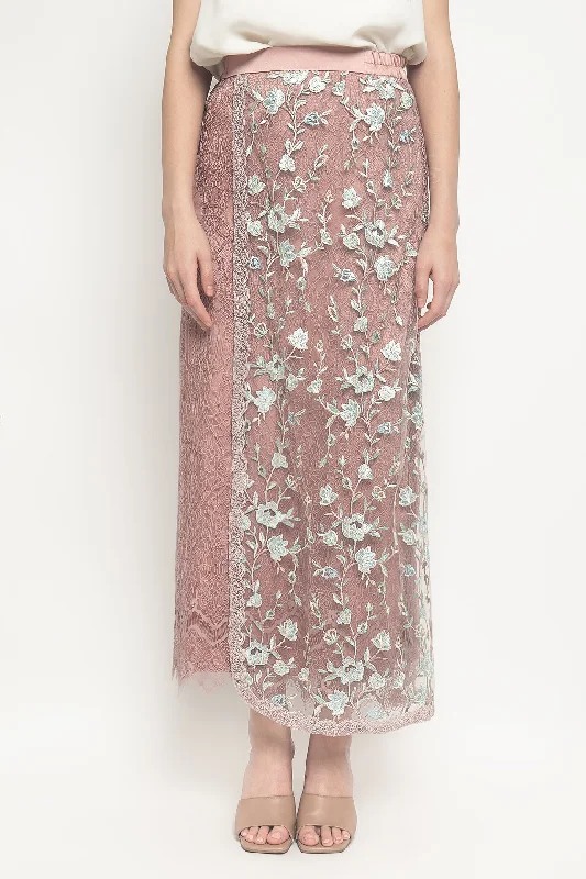 Claire Skirt in Dusty Rose button skirt front