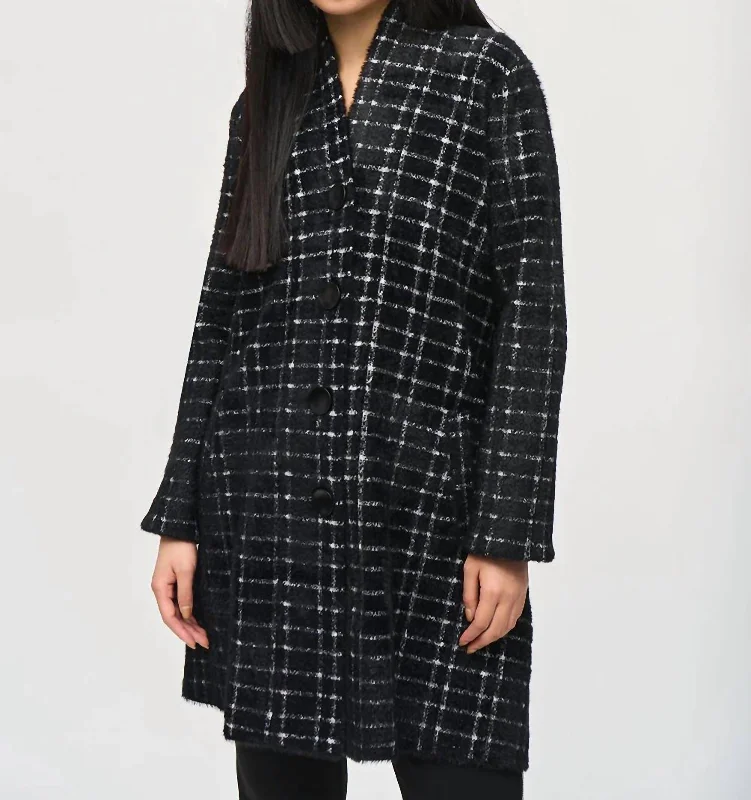 Plaid Feather Yarn Sweater Coat In Black/white Jersey Fabric Tulle Fabric Batik Fabric