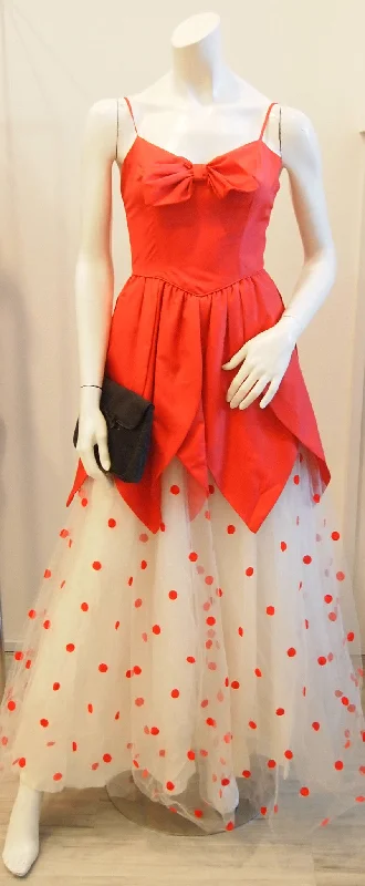 Red ribbon tulip edge and polka dot skirt wool skirt sturdy