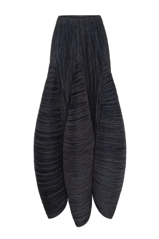BLACK A-LINE MAXI PLEATED SKIRT satin skirt smooth