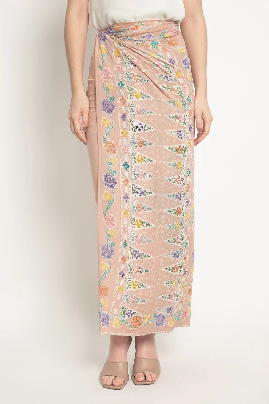 Encim Lilit Skirt in Light Brown midi skirt versatile