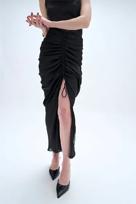 Cirrus Skirt in Noir a-line skirt cut