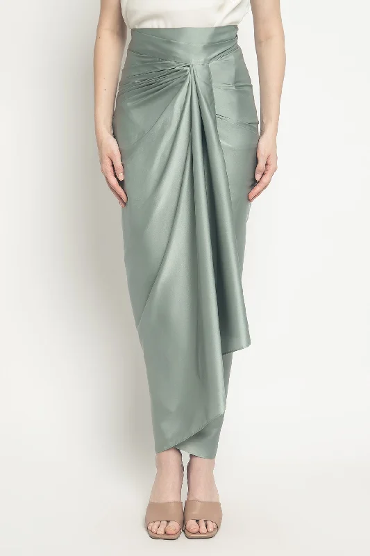 Lilit Skirt in Sage Green flowy skirt hem