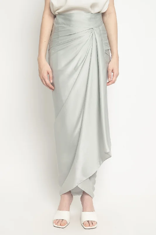 Lilit Skirt in Silver Grey relaxed fit skirt
