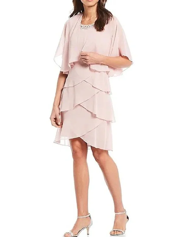 A-Line Mother of the Bride Dress Elegant Jewel Neck Knee Length Chiffon Half Sleeve with Cascading Ruffles A-Line Mother of the Bride Dress Elegant Jewel Neck Knee Length Chiffon Half Sleeve with Cascading Ruffles