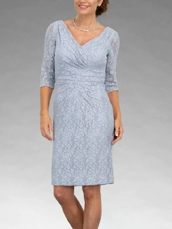 Sheath / Column Mother of the Bride Dress Elegant V Neck Knee Length Lace Half Sleeve with Appliques Sheath / Column Mother of the Bride Dress Elegant V Neck Knee Length Lace Half Sleeve with Appliques