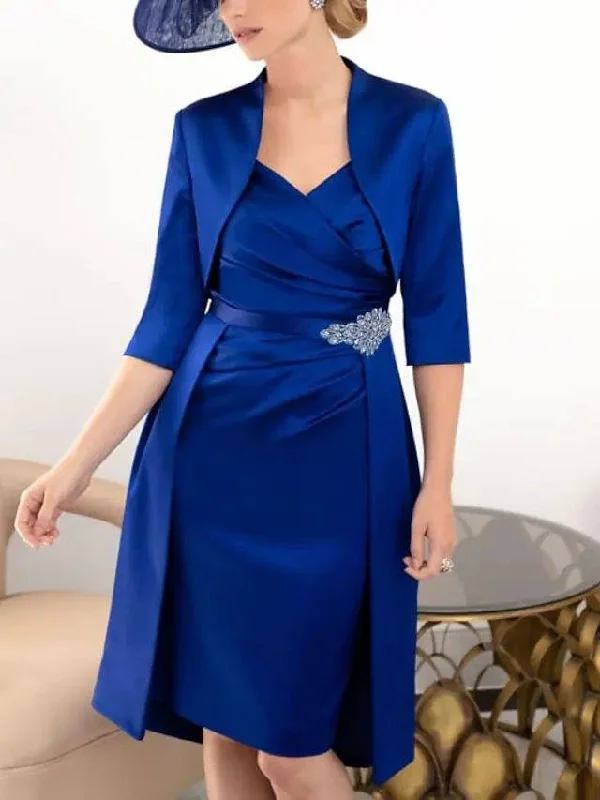 Two Piece Sheath / Column Mother of the Bride Dress Elegant V Neck Knee Length Satin Half Sleeve with Crystals Ruching Two Piece Sheath / Column Mother of the Bride Dress Elegant V Neck Knee Length Satin Half Sleeve with Crystals Ruching