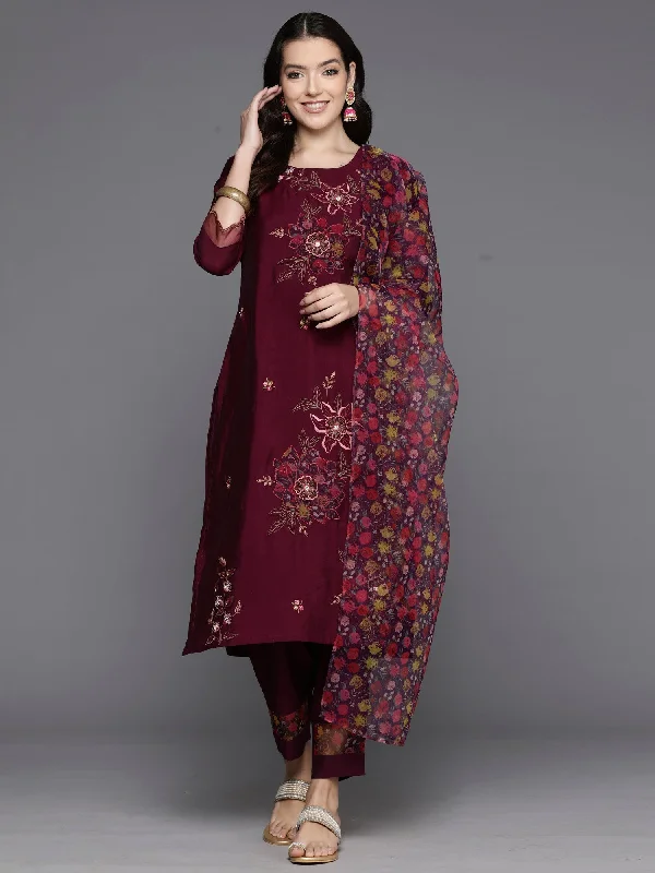 Women's Burgundy Embroidered Straight Kurta Trousers With Dupatta Set - Indo Era Trousers Vintage Classic