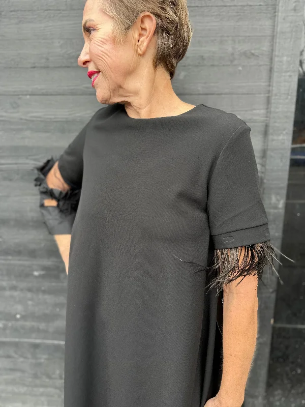 Nila Black Dress with changeable sleeve detail