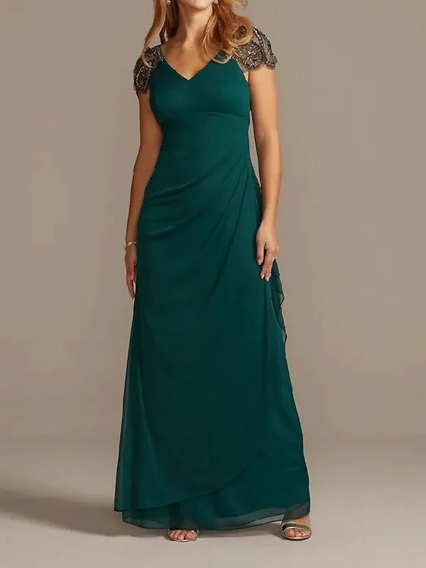 A-Line Mother of the Bride Dress Sexy V Neck Floor Length Chiffon Short Sleeve with Pleats Beading A-Line Mother of the Bride Dress Sexy V Neck Floor Length Chiffon Short Sleeve with Pleats Beading