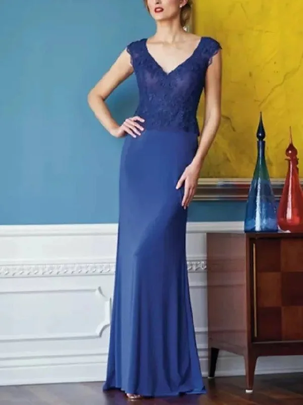 Sheath / Column Mother of the Bride Dress Elegant Plunging Neck Floor Length Lace Satin Sleeveless with Lace Sheath / Column Mother of the Bride Dress Elegant Plunging Neck Floor Length Lace Satin Sleeveless with Lace